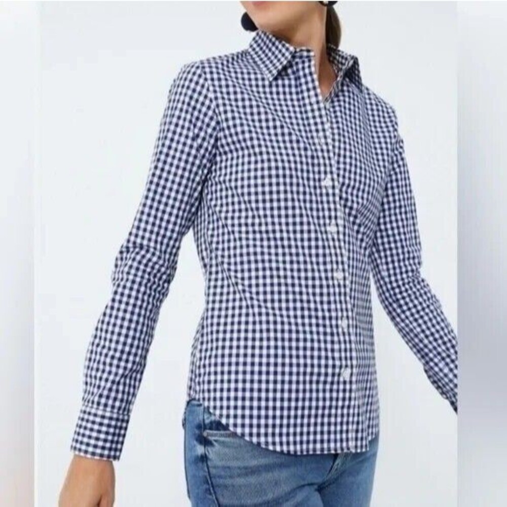 UNTUCKit Size 2 Womens Shirt Blue White Long Sleeve Button Up Belleza NWOT